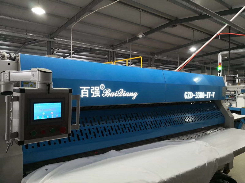 給賓館洗床單利潤大么？ 賓館洗滌廠一年的利潤，賓館大型洗滌設(shè)備有哪些，賓館洗滌設(shè)備廠家推薦